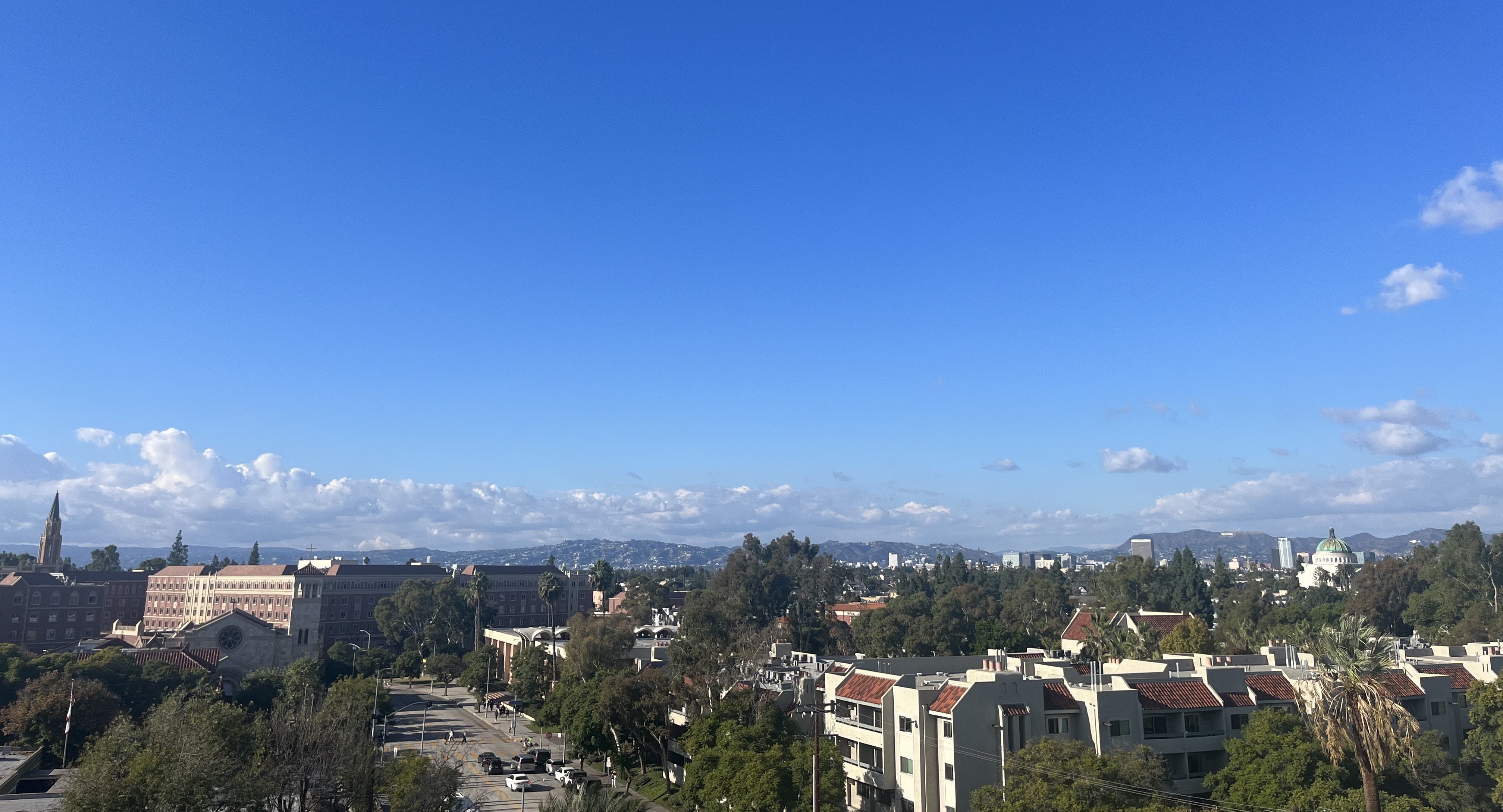 A photo of the USC neighborhood.