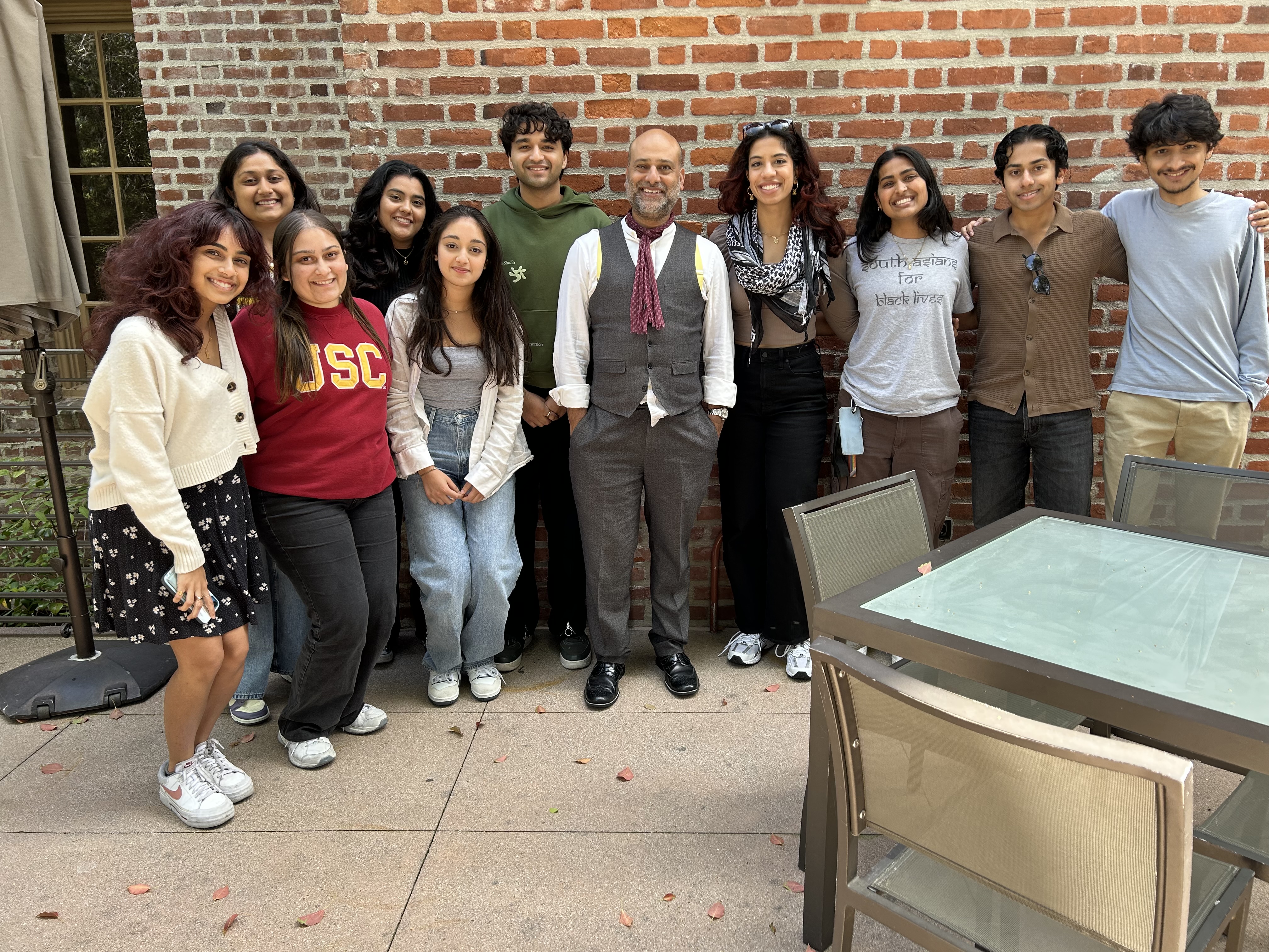 Image of Intro to South Asian Studies class at USC 