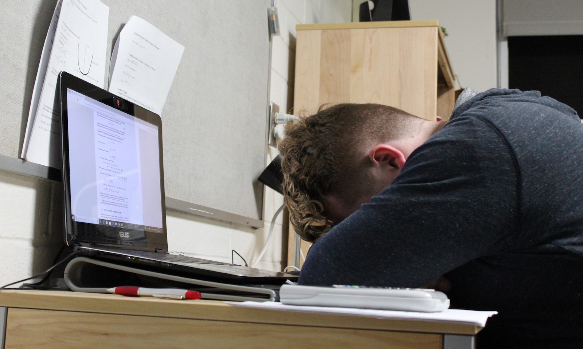 the-pressure-to-perform-why-college-students-don-t-sleep