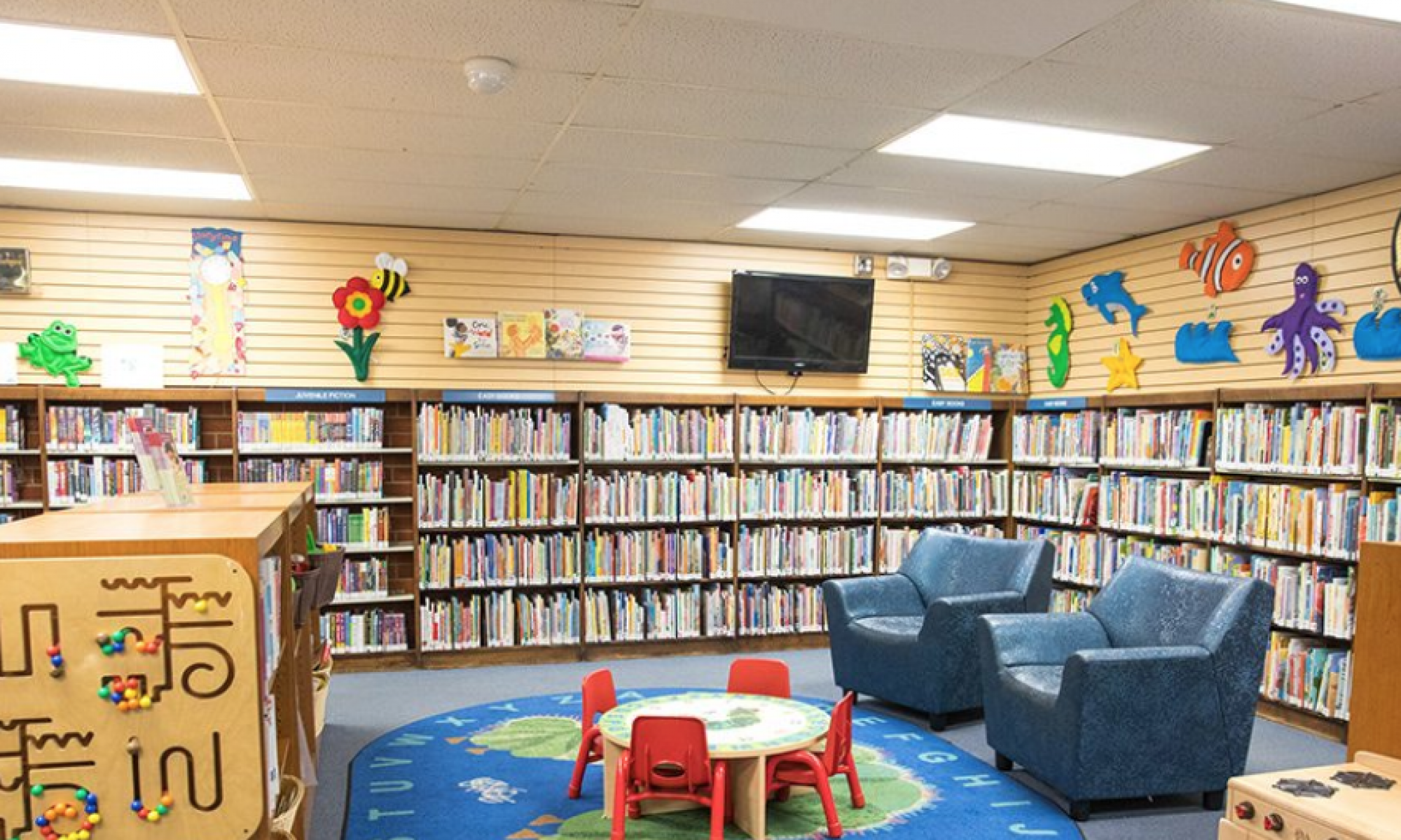 A Low income community Suffers from the loss of a library